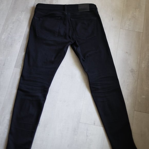 Hollister Men's No Fade Black Super Skinny Jeans size w32  L34 - Picture 7 of 7